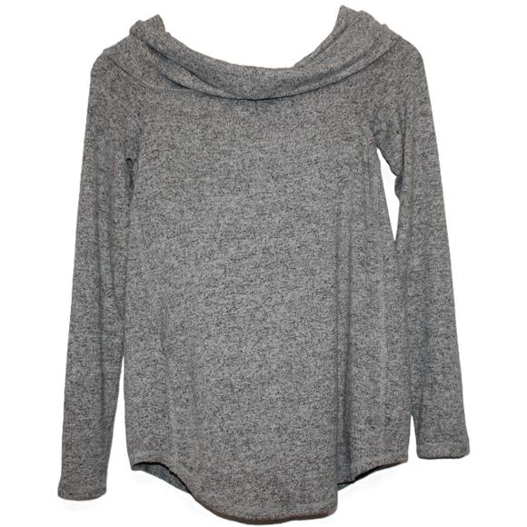 Womens Abercrombie & Fitch Heather Gray Long Sleeve Scoop Neck Sweater Top Sz XS - Picture 2 of 6